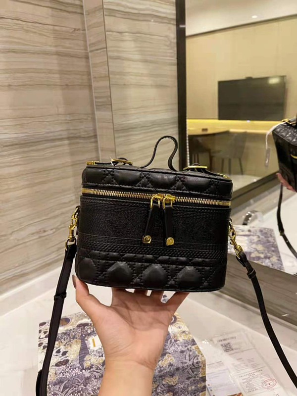 

Makeup Bag Women Luxurys Designers Shoulder Bags Handags Tote Designer Clutch Handbag Travel Pouch Cosmetic Cases Girls Hand-bag Luggage Make Up, Black