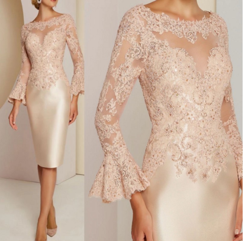 

Gorgeous Short Champagne Lace Long Sleeve Mother of the Bride Dresses Bateau Neck Beads Wedding Guest Gowns Knee Length 2022 Party Gown