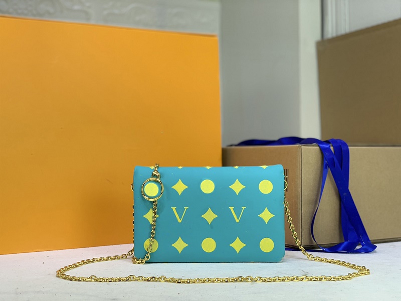 

Designer Evening Bags famous brand ladies handbag leather letter flower opening shopping fashion classic size 20-14-8cm 67695