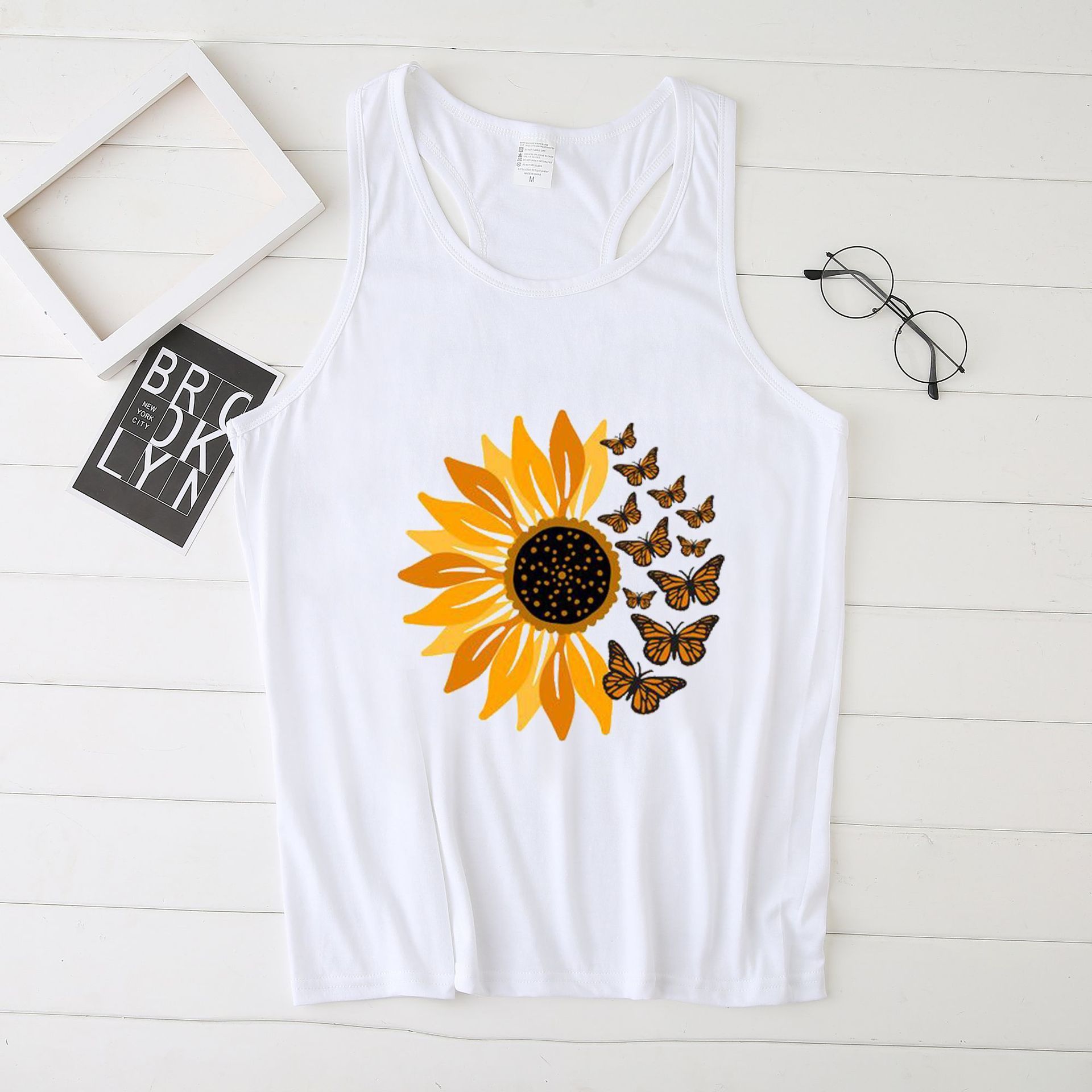 

2021 summer loose vt large urban leisure frh sweet round neck pullover, White