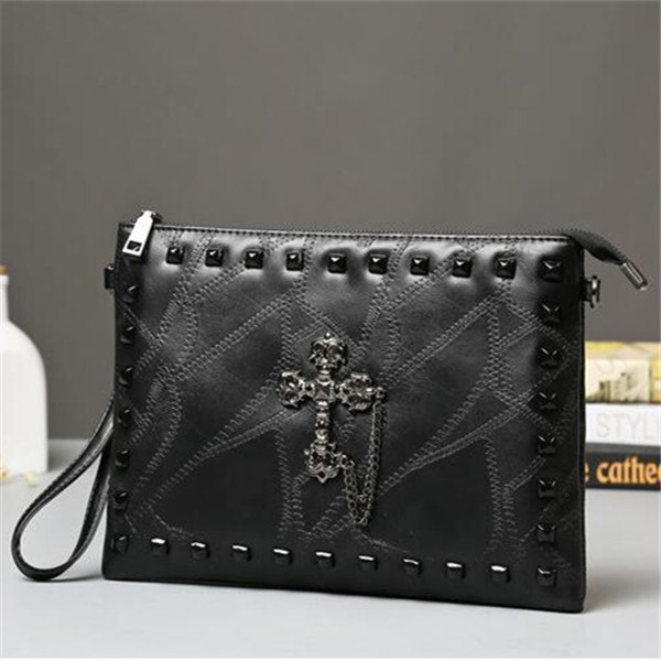 

Factory wholesale men bag Street van chain rivet mens shoulder rivets leather clutchs for metrosexual man summer soft cross rivetes clutch, Black(boutique box)
