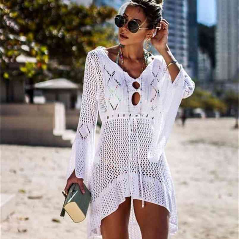 

Flared Sleeves Hollow Out V-neck Sexy Crochet Dress Summer Brazilian Swimsuit Cover Up Loose Casual Tunic Robe Plage Beachwears 210604, Pink