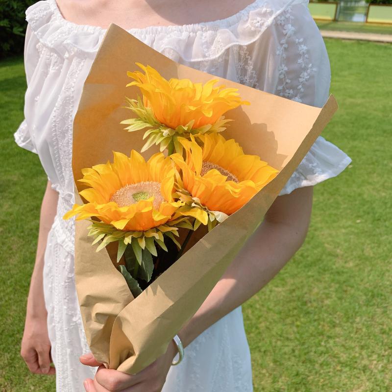 

Decorative Flowers & Wreaths Ins Korean Artifical Home Decorations Sunflower Silk Flower Pography Accessories, 2 pcs x kraft paper