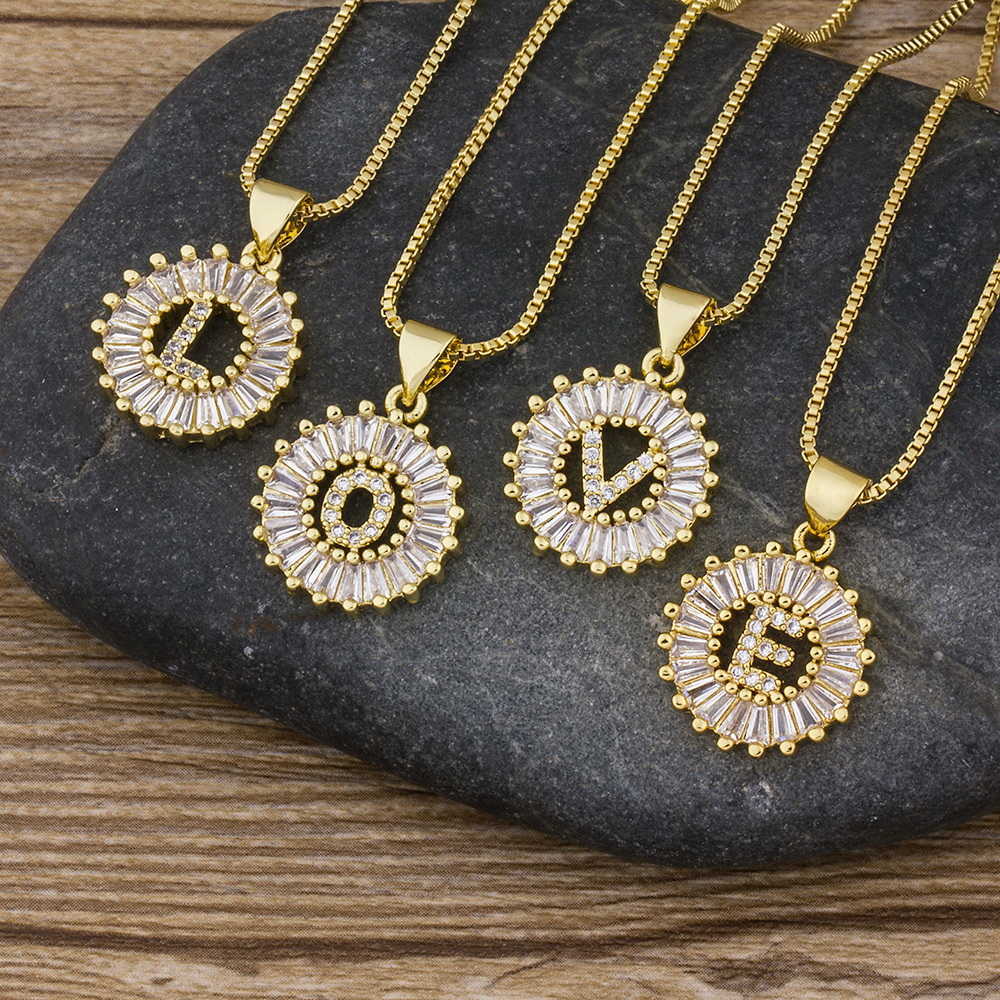 

26pcs/Lot Whole A-Z Initial Letters Necklace Gold Silver Color Chain Necklaces CZ Crystal Pendant Name Jewelry Gift