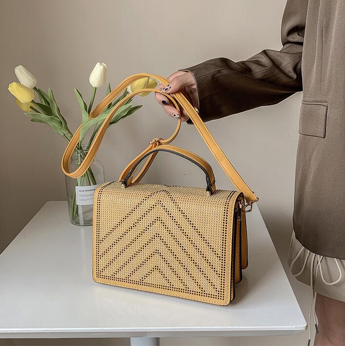 

Factory Outlet women shoulder bags small fresh candy-colored plaid handbags sweet and lovely diamond handbag street trend striped clutch bag