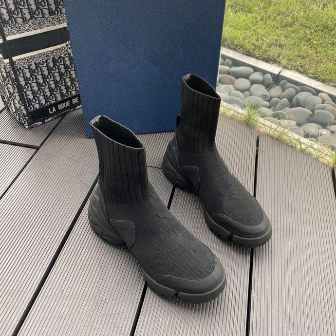 

2021 autumn and winter new down boots fashion temperament warm women's shoes temperament all kinds of comfortable cotton boots., Black