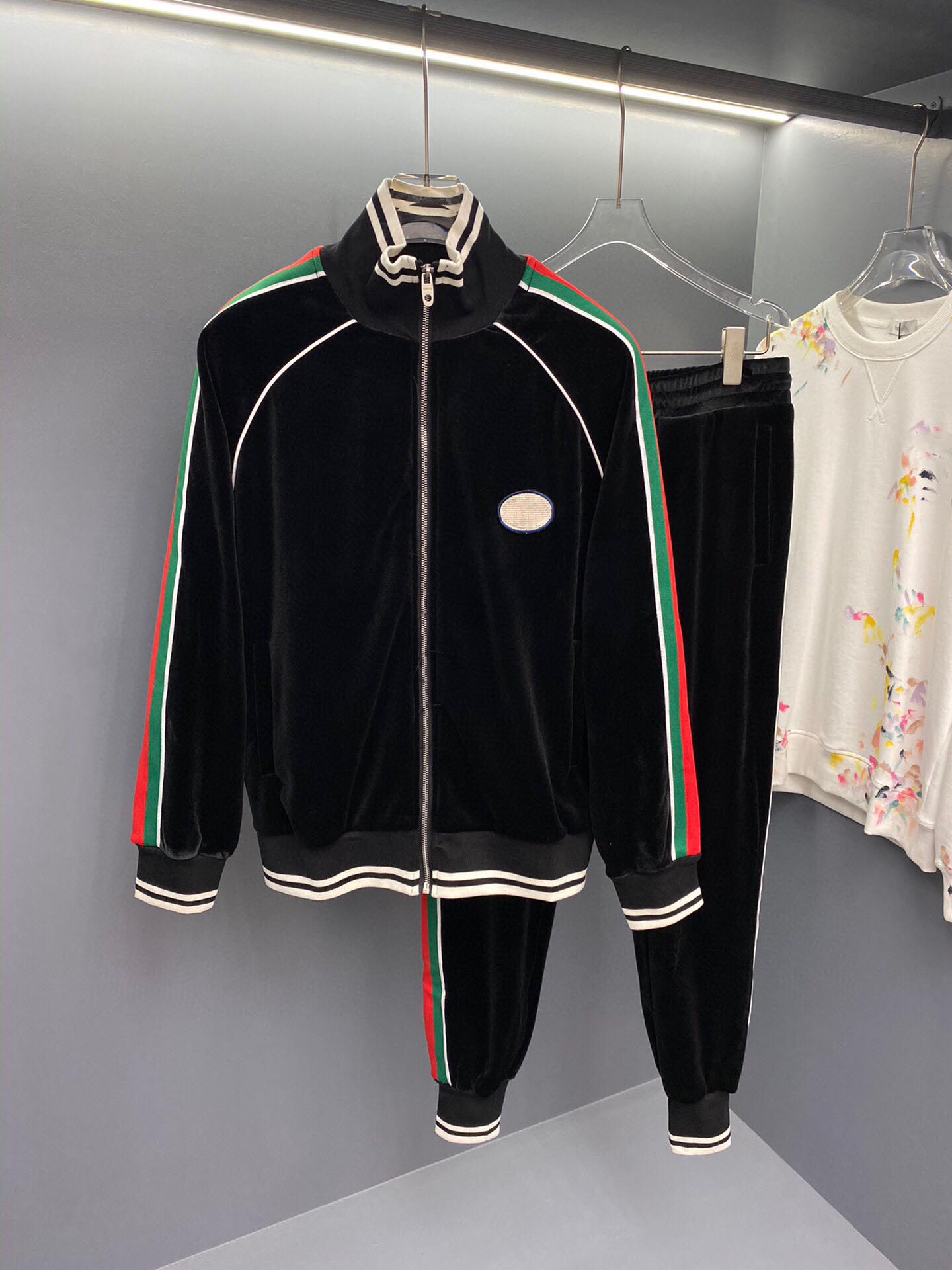 

Mens Designer Summer Tracksuit High Quality Printed Mens Solid Sweaerst Casual Tracksuits Long Sleeves Suits, Black