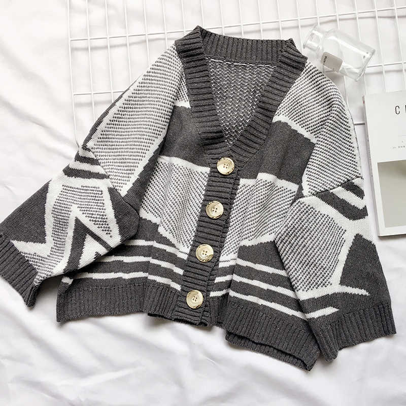 

Korean Ulzzang ins geometric winter warm chic Vintage long-sleeve Harajuku wind knit cardigan women open stitch jackets 210608, Gray