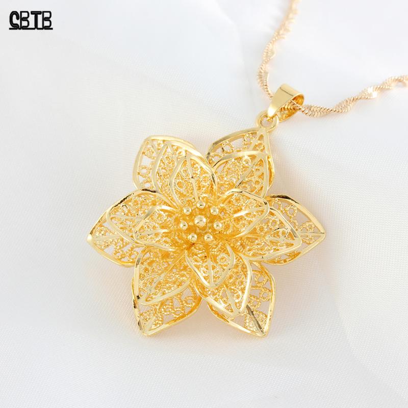 

Arabian Woman Exquisite Flower-shaped Gold Pendant Necklace Muslim Islamic Luxury Jewelry Wedding Holiday Gift Women's Necklaces