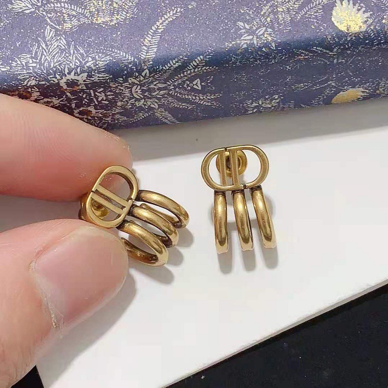 

In North America d Family's New Letter Cd Earrings, Golden;silver