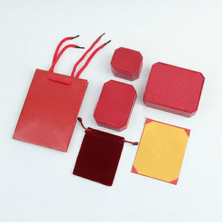 

Fashionable style Jewelry Box Accessories Suitable for the Necklace Bracelet Ring Earrings (Ca Letter)