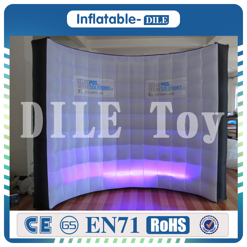 

Good Quality 2.1m*2m Wedding Party With LED lighitng Inflatable Photo Booth Backdrop Inflatable Wall For Sale