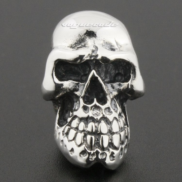 

Huge & Heavy 925 Sterling Silver Skull Mens Biker Rocker Stud Earring 8R020A