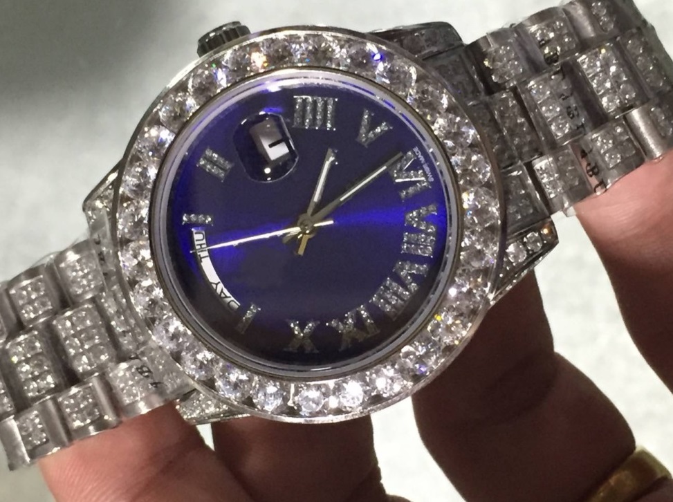 

Factory Supplier DAY-DATE All Diamond Roman Dial Platinum Full Diamond 2813 Movement Mechanical Automatic Mens Watches 41mm Blue Mens Watch