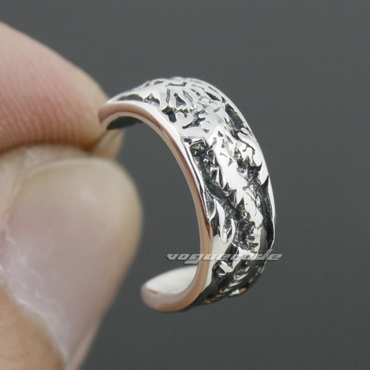 

925 Sterling Silver Chinese Dragon Mens Biker Rocker Earring 8R005