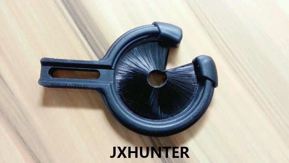 

1 PK NEW bow brush arrow rest medium size whisker biscuit black color arrow replacement brush