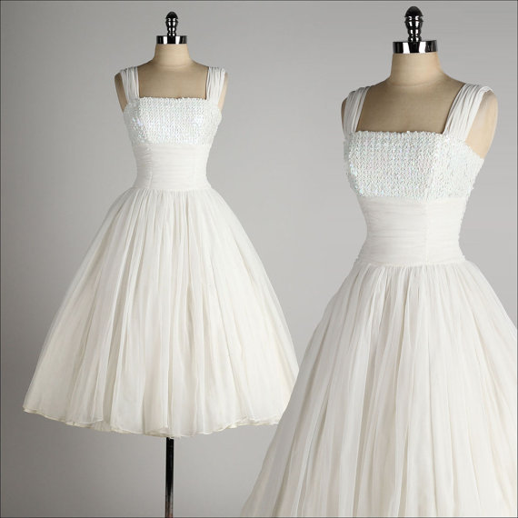 

Vintage 1950's Style Wedding Dresses Ball Gown Tea Length Little White Dresses Square Neck Chiffon Short Summer Beach Bridal Wedding Gown, Champagne