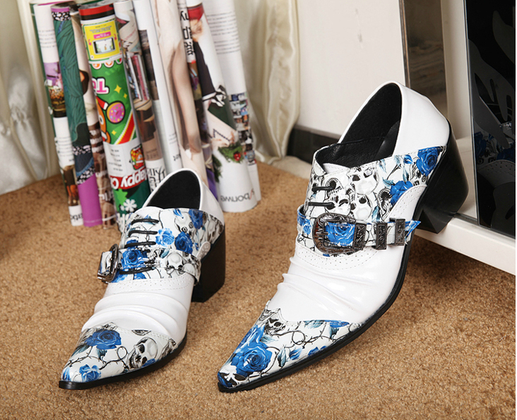 

2016 New Arrival Genuine Leather Mens Shoes Flowers Skull Prints Buckle Male Oxfords White Black Part Wedding Italian Shoes Pointed Toe Man