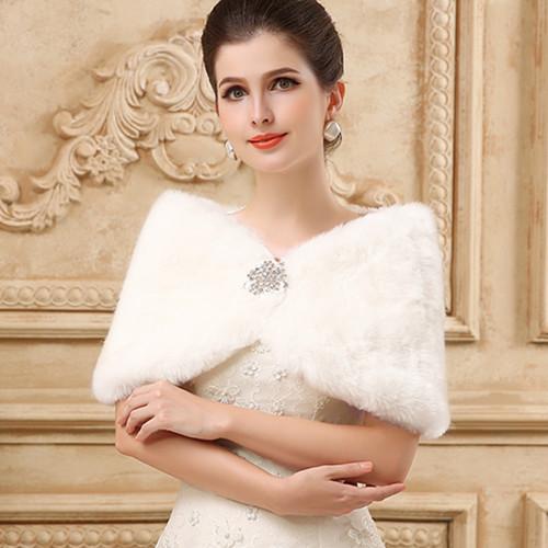 

Princess Faux Fur Bridal Shrug Wrap Cape Stole Shawl Bolero Jacket Coat Crystal For Winter Wedding Bride Bridesmaid Dresses Real Image 2019, Ivory