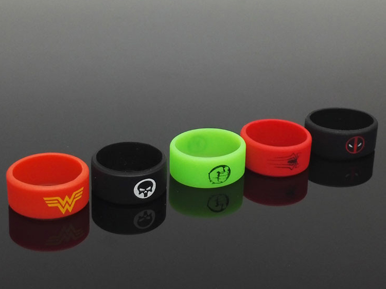 

Free Ship Superman Batman Silicone Vape Band Silicon Beauty Decorative Ring for Glass Tanks Rda Atomizer Vape Mod O Ring