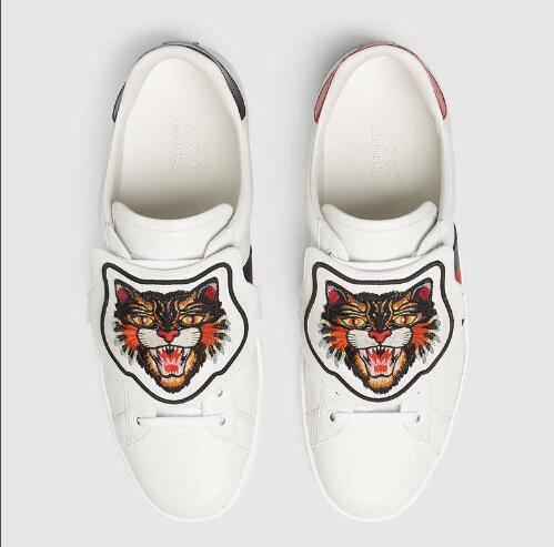 2017 Nouveau Flattie Slip On G Chaussures De Mode Serpent Serpent Broderie En Cuir Blanc Sneakers Pour Hommes Femmes De Luxe Mocassins Flattie SZ