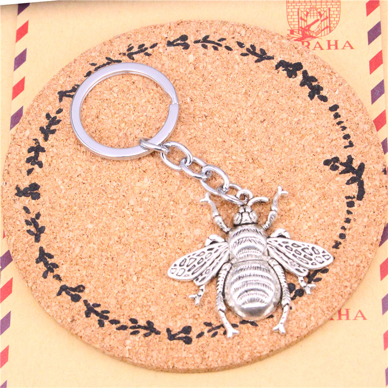 

Keychain hornet honey bee Pendants DIY Men Jewelry Car Key Chain Ring Holder Souvenir For Gift, Slivery;golden