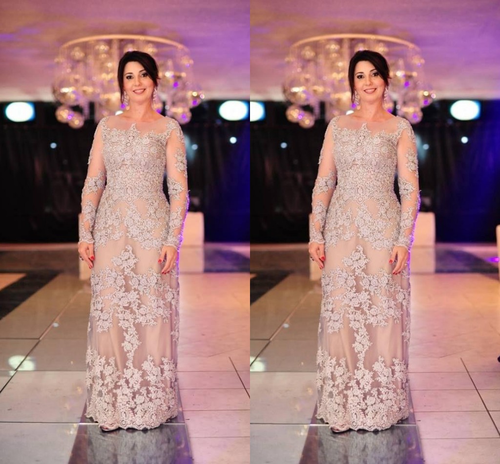 

Sheer Neck Lace Mother of the Bride Dresses Evening Wear Appliques Long Sleeve Floor Length Evening Gowns Plus Size Modest Vestidos De Noiva