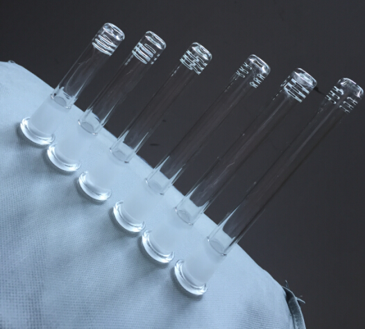 

Glass Downstem Slit Diffuser Stem Flush Top Female Stem Diffuser Reducer Adapter 14.4-18.8mm for Glass Water Pipes Bongs Downstem