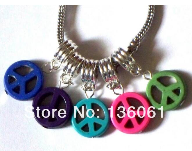 

Tibetan Silver Bell Crystal Flowers Turtle Dragonfly Clover Peace Sign Camera Cow Head Charm Pendants For Jewelry Making Z100