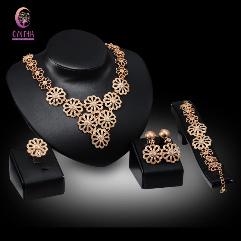 New 18K Gold Plated Crystal Wedding Party Bridal Accessories Statement Necklace Set Fashion Rhinestone Flower Pendant Costume Jewelry Set