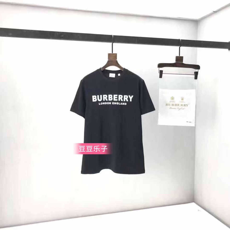 

High Version 2021 Early Spring New London Limited Letter Simple Round Neck Short Sleeve Fashion Brand T-shirt for Men and Women, White;black