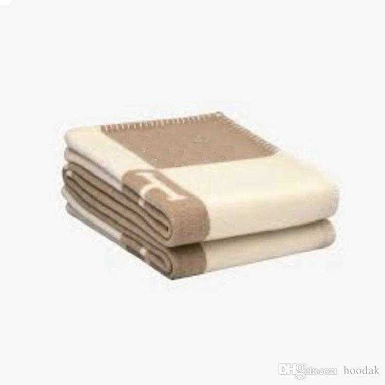 

Letter Cashmere Blanket Crochet Soft Wool Shawl Portable Warm Plaid Sofa Travel Fleece Knitted Blankets towel tapestry