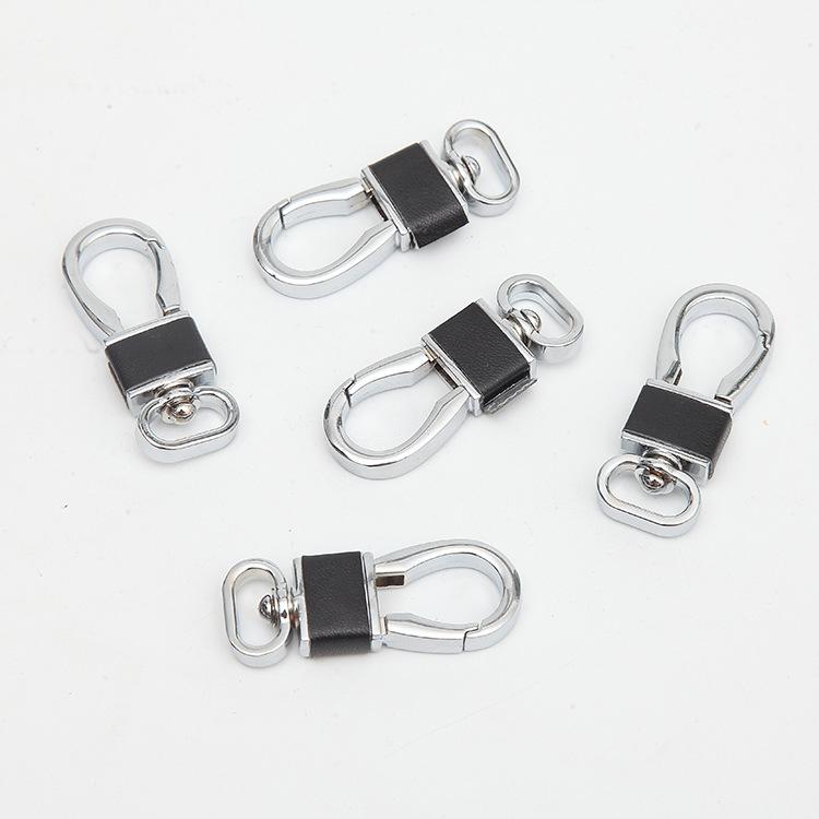 

Keychains Men's And Women's Leather Buckle Car Metal Keychain Giveaway Wholesale Creative Key Chain Opening Small Gift Customization Pouch