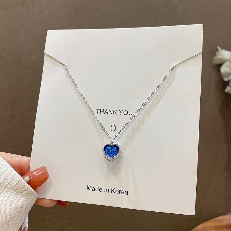 

Pendant Necklaces 2021 Korean Exquisite Blue Crystal Necklace Fashion Temperament Love Female Jewelry, Silver