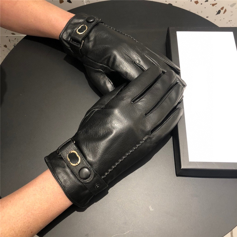 

New Style Men Leather Gloves Delicate Soft Sheepskin Mittens Touch Screen Glove With Velvet Inside High Quality For Autumn Winter