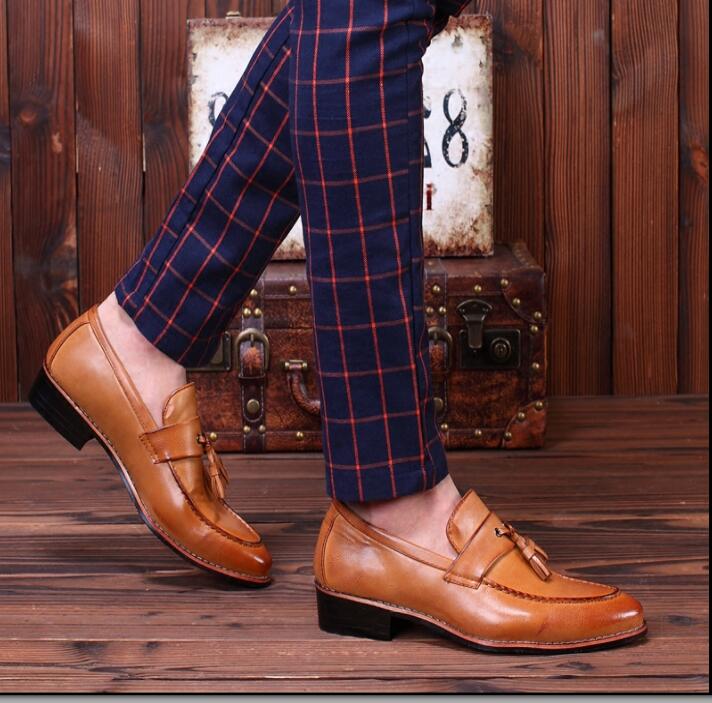 

2021 New Fashion Formal Men Shoes Oxford Shoes For Men Flats Leather Moccasin Flats Formal Loafers zapatos size:EU39-47, Black