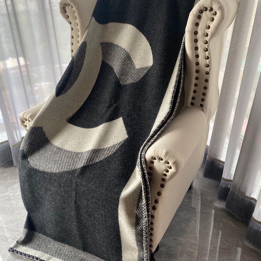 

Design Real Wool Cashmere Signage Blanket classic pattern Come with Tags Throw Blankets top quality large size  for Beds Sofa Autum