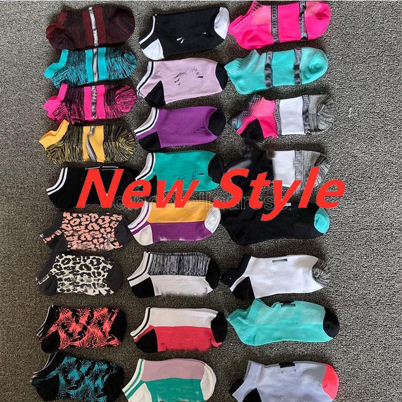 

DHL Free Pink Black Socks Adult Cotton Short Ankle Socks Sports Basketball Soccer Teenagers Cheerleader New Sytle Girls Women Sock with Tags C0808G02, Multi