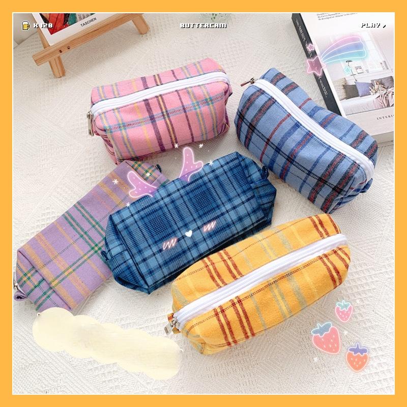 

Cute Girl Heart Woolen Cosmetic Bag Portable Net Red Retro Lattice Large Capacity Toiletry Zipper Storage Bags & Cases