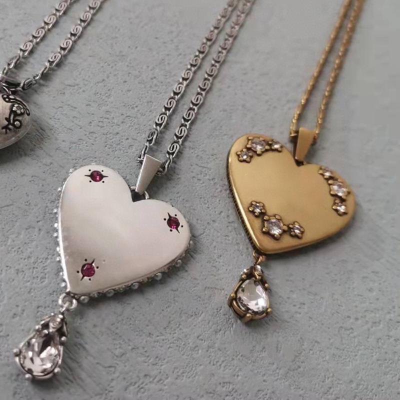 

Pendant Necklaces Luxury Fashion Decadent Aesthetics Heart Neklace Unique Brand Vintage Gold Silver Color Jewelry For Women Punk Collar