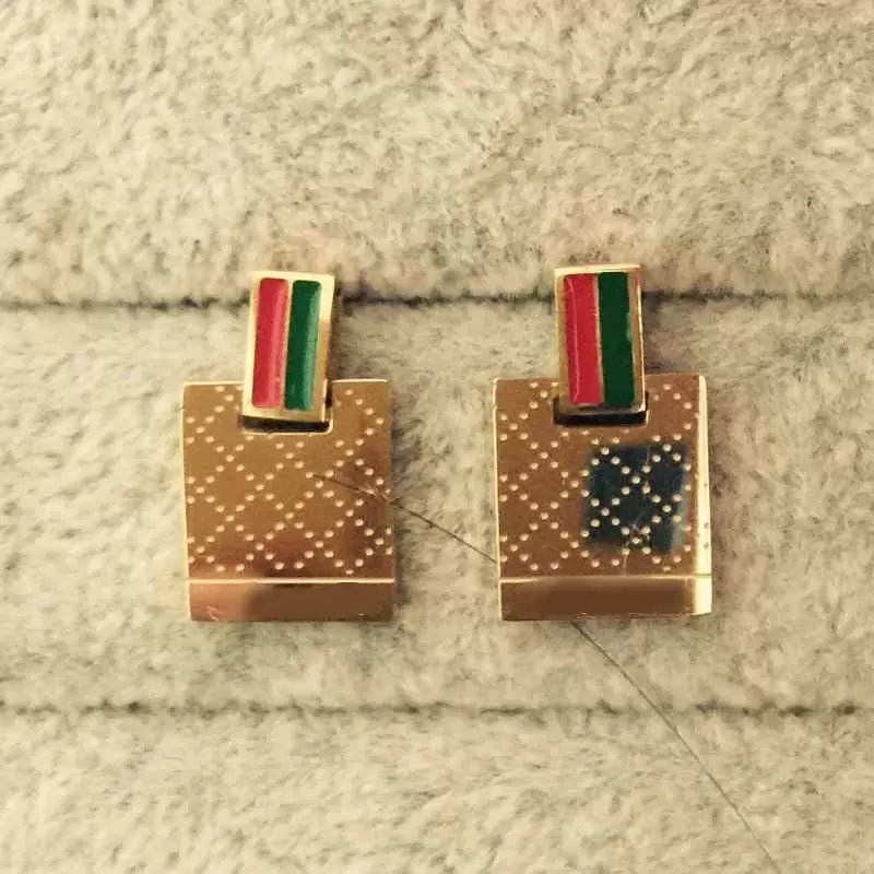 

2021 Top Quality Fashion Studs Stainless Steel Earrings Hip Hop Dorp Oil Gold Plated for Women Party Wedding Hoop Wholesale