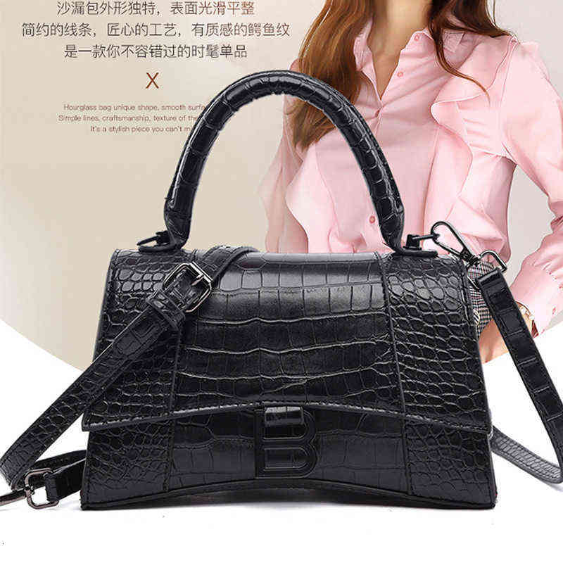

Women's Bag 2021 Fashion Pattern Portable Hourglass Texture Pu Small Square