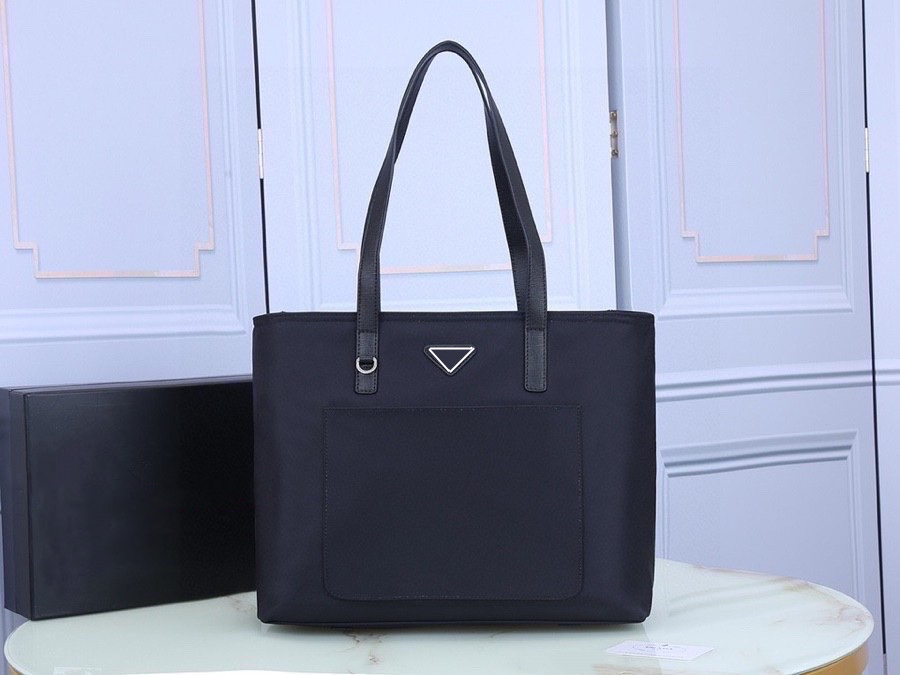 

Men's black waterproof nylon shopping designer briefcase laptop bag large capacity retro fashion office handbag