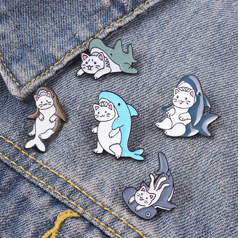 

Ocean Animal Shark Eat Cat Shape Brooches Unisex Cartoon Alloy Enamel Lapel Pins Children Cute Eating Schoolbag Clothes Badge Accessories Wholesale, Mixed colors