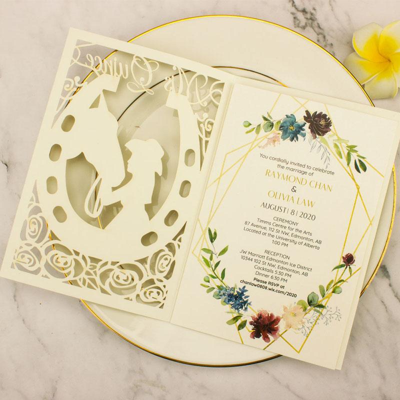 

(50 Pieces/lot) Gold Glitter Paper 15th Birthday Invitation Card Laser Horse And Girl Customize Print Quinceanera Cards IC147 Greeting
