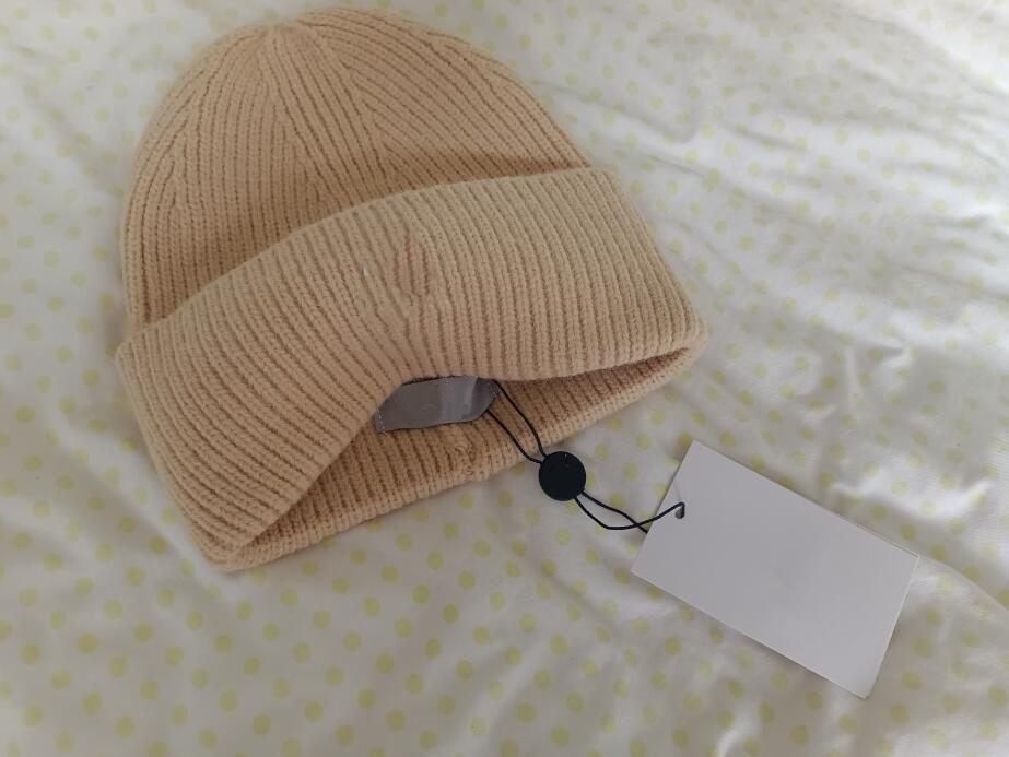 

Wholesale Beanies Winter Elasticity Caps Hats Women and men with Real Raccoon Fur Pompoms Warm Girl Cap snapback pompon beanie, Customize