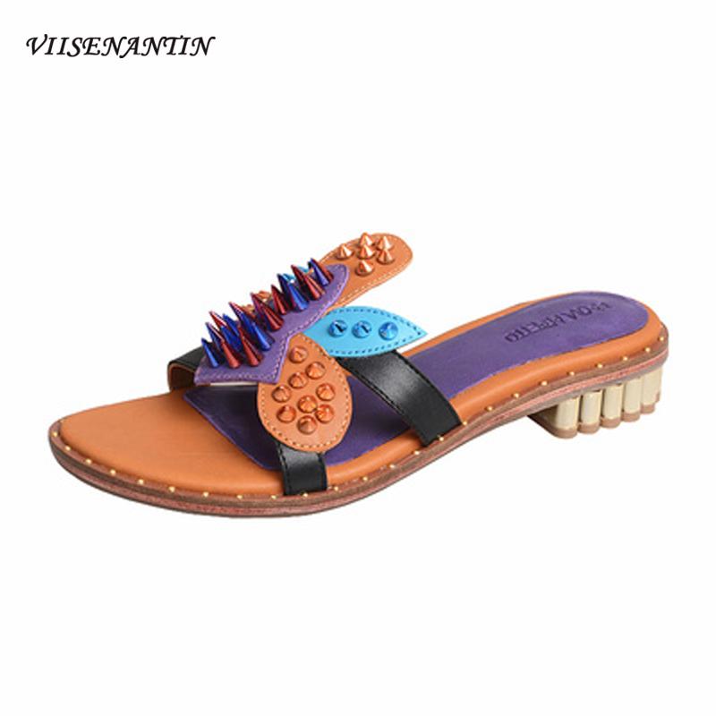 

Slippers 2021 Rivets Flat Slipper Shoe Color Matching Open Toe One Word Low Heel Thick Bottom Flower Sandals, Black