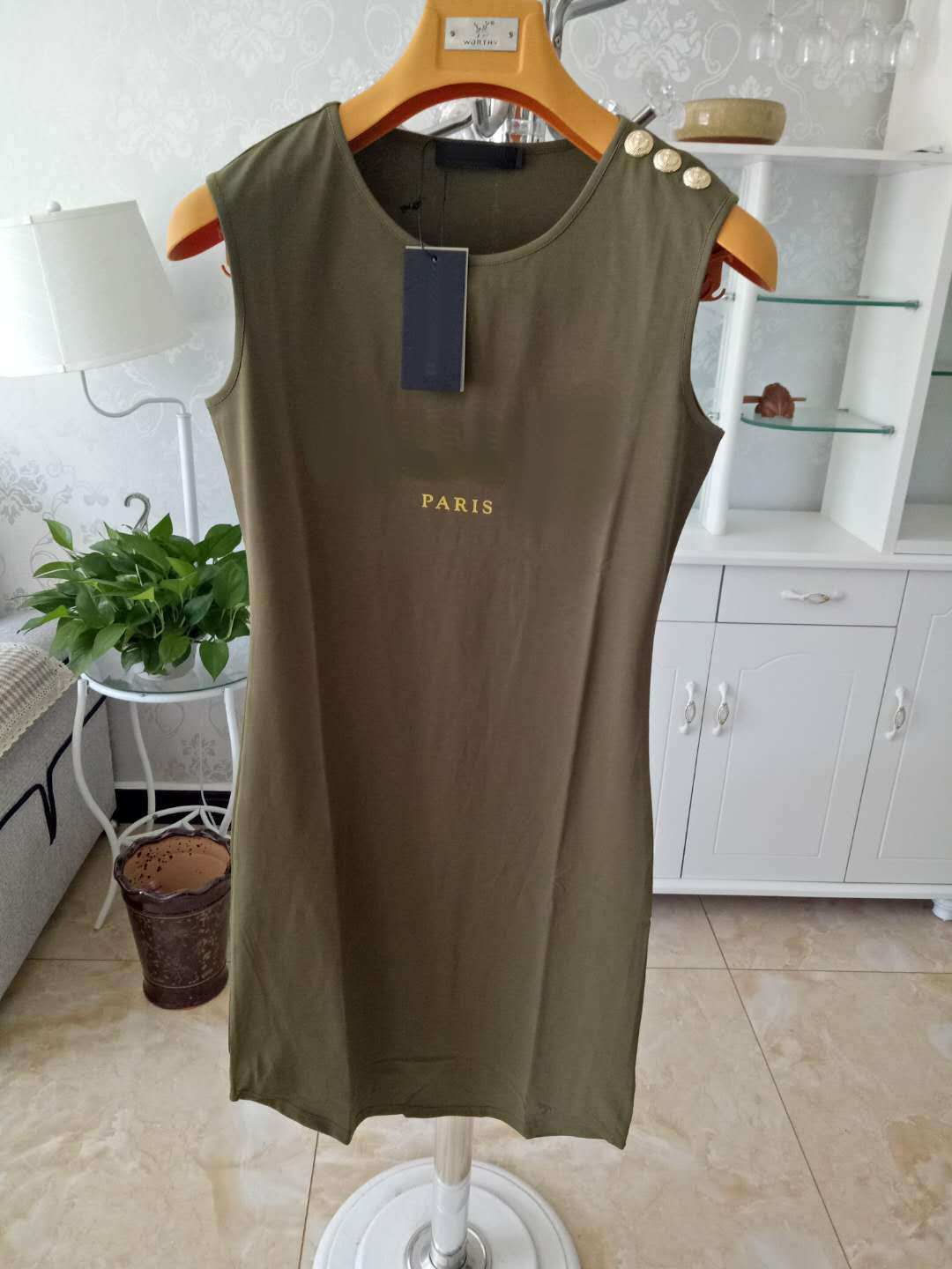 

Women Casual Dresses Classic Letter Pattern Print Gold Button Women' Active Style Summer Sleeveless Dress, Black