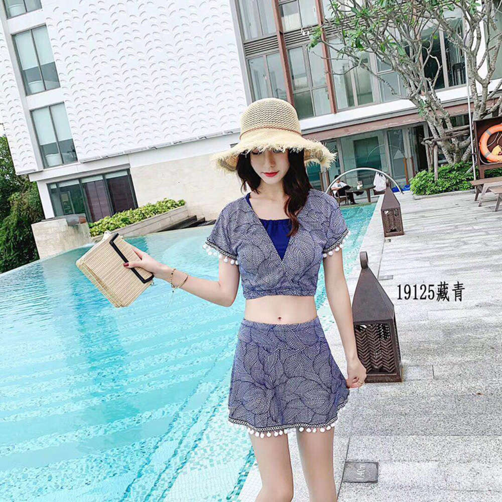 Swimsuit Women's Three Piece Set South Hot Spring Small Fragrance Conservative Cover Belly Show Thin Chest Gathered Split Bikini triangl swi-image-692544654
