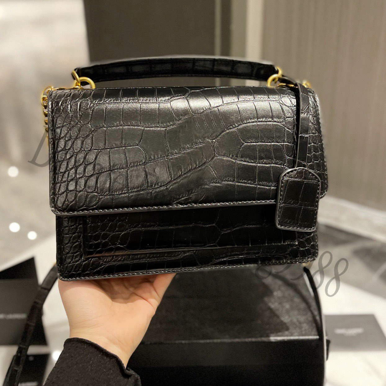 

Luxurious Designer Envelope Alligator Crossbody Bags Genuine Leather Burgundy Messenger Shoulder Bag Fashion Women Fold Over Purses Size 26x17cm M Handbags, Make up the difference